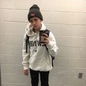 Meet your Posher, Cade